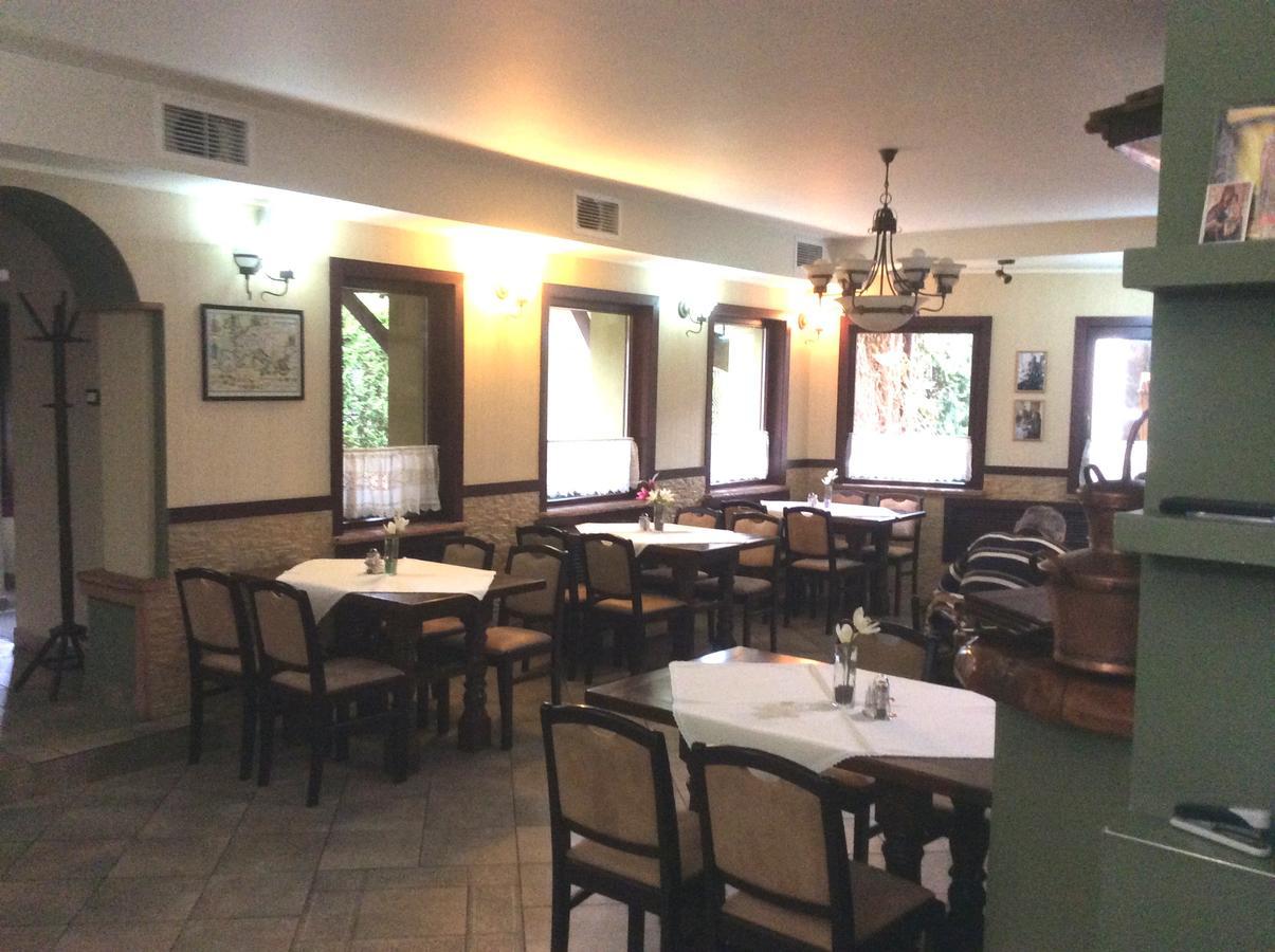 Pensiunea Casa Alba Ghimbav Esterno foto
