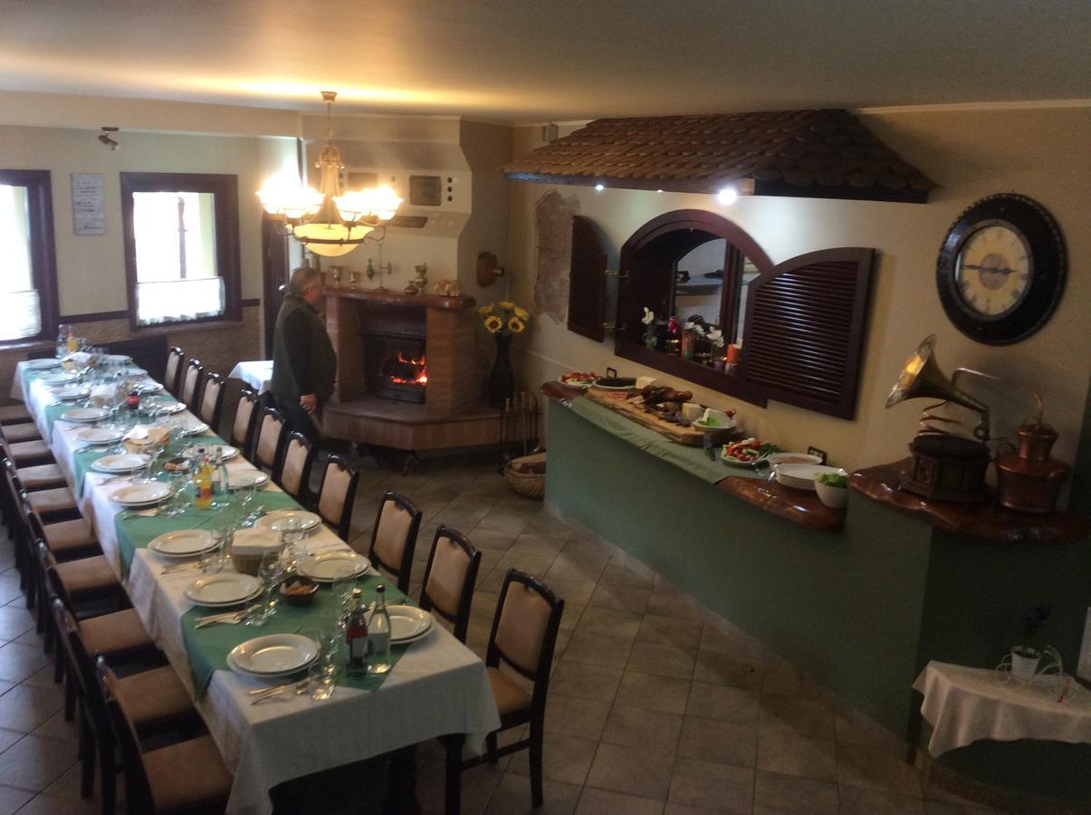 Pensiunea Casa Alba Ghimbav Esterno foto